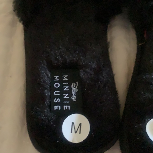 Brand new Disney socks & slippers size Medium - Picture 6 of 9